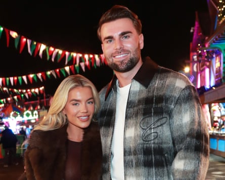 Molly Smith and Tom Clare host Nearlyweds.