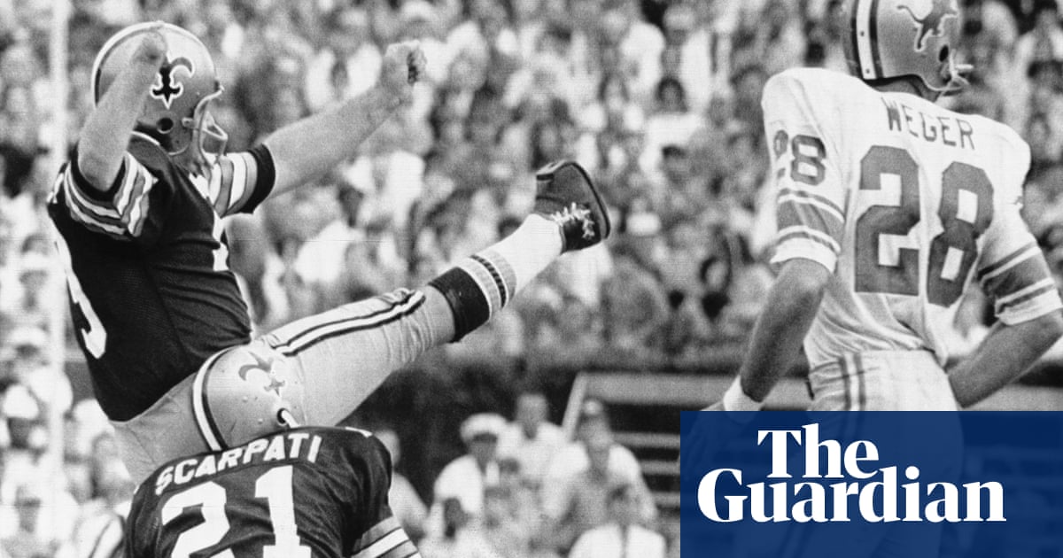 Saints recording-breaking kicker Tom Dempsey dies after contracting Covid-19