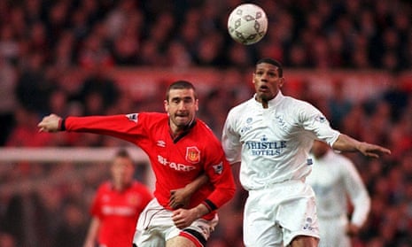 Carlton Palmer challenges Eric Cantona while playing for Leeds against Manchester United in 1996.
