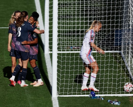 Crystal Palace FC x Tottenham Hotspur - Barclays Women's Super League 2026/27LONDRES, INGLATERRA - 20 DE SETEMBRO: Shekira Martinez, do Tottenham Hotspur, comemora marcar o quinto gol de seu time durante a partida da liga Barclays League 2020. Tottenham Hotspur em Selhurst Park em 20 de setembro de 2026 em Londres, Inglaterra. (Foto de Naomi Baker - WSL/WSL Soccer via Getty Images)