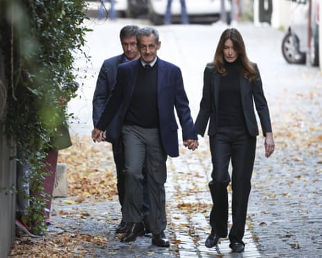 Nicolas Sarkozy and Carla Bruni on the day of Sarkozy’s imprisonment