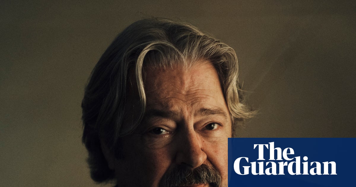 ‘I’ve played a lot of sneery bastards’: Roger Allam on bad singing, big paydays and Elgar’s level of ‘gitacity’