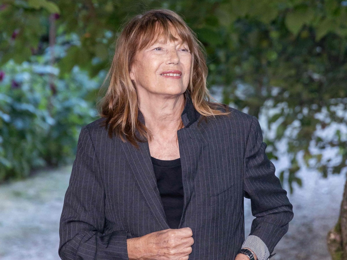 Stars turn out to support Jane Birkin at daughter's funeral