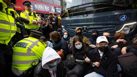 London protesters block transfer of asylum seekers to Bibby Stockholm | Immigration and asylum | The Guardian