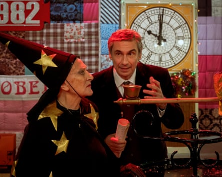 Francesca Benedetti and Fabrizio Gifuni in Portobello.