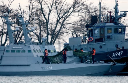 The Nikopol gunboat and the Yany Kapu tugboat of the Ukrainian navy docked in Russian-controlled Crimea.