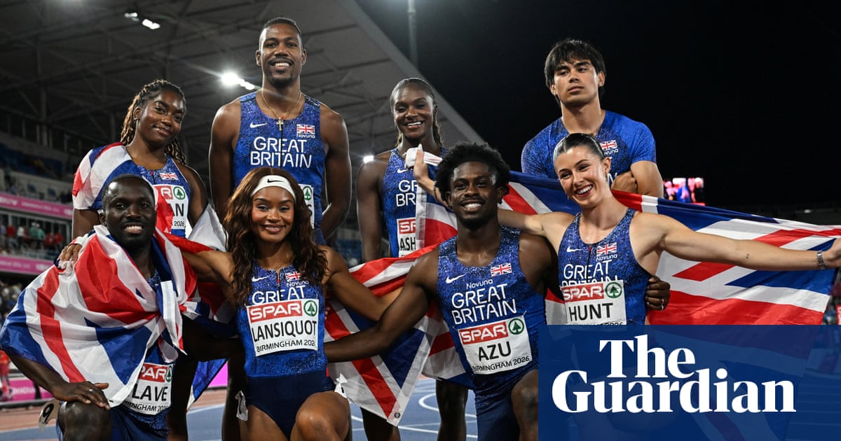 Amy Hunt claims third European Championships gold in relay triumph for ‘fantastic four’