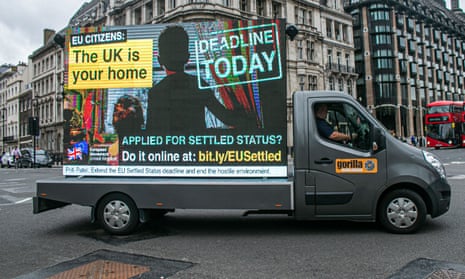 A van in Westminster reminding EU citizens in the UK of the deadline to register for settled status.
