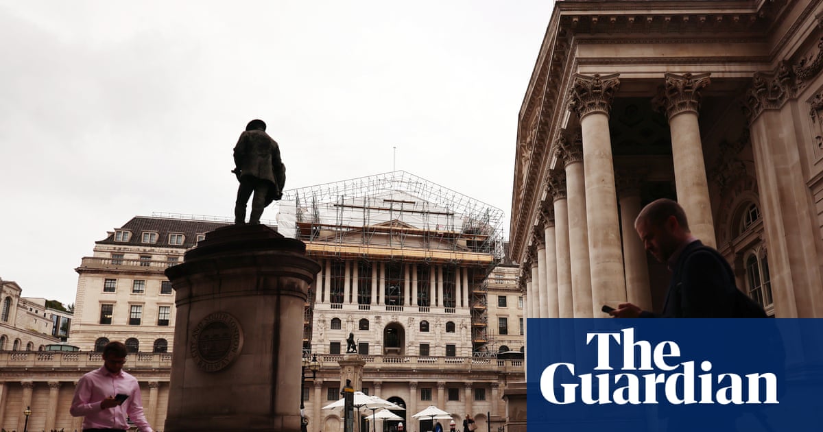 UK government pays highest interest rate on 30-year bond since 1998 UK government pays highest interest rate on 30-year bond since 1998