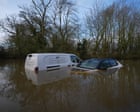 Piogge incessanti in UK: 40 giorni di precipitazioni e conseguenze su agricoltura, costruzioni e infrastrutture