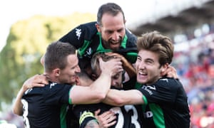 Western United players celebrate