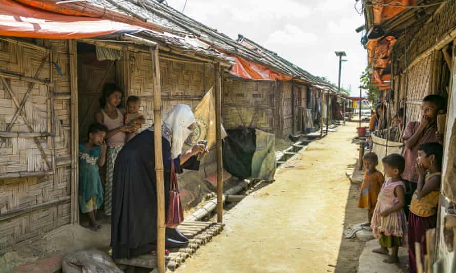 Rohingya women in Cox’s Bazar refugees camp, Bangladesh