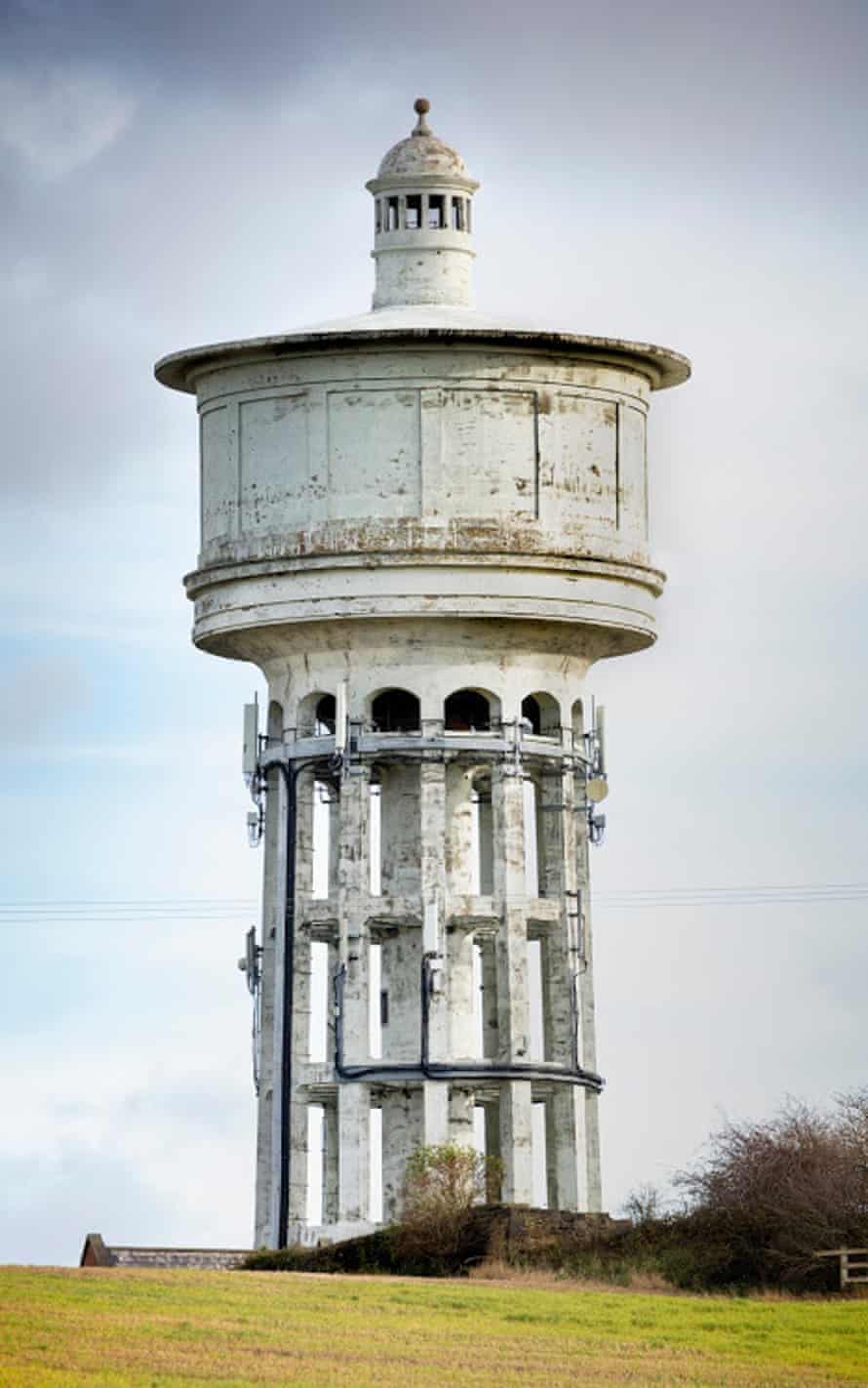 برج آب Gauthorp در Chickenley ، Kirklis ، یورکشایر غربی