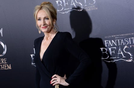 JK Rowling attends the Fantastic Beasts And Where To Find Them world premiere