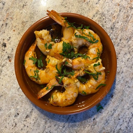 Felicity’s hybrid – perfect – gambas al ajillo.