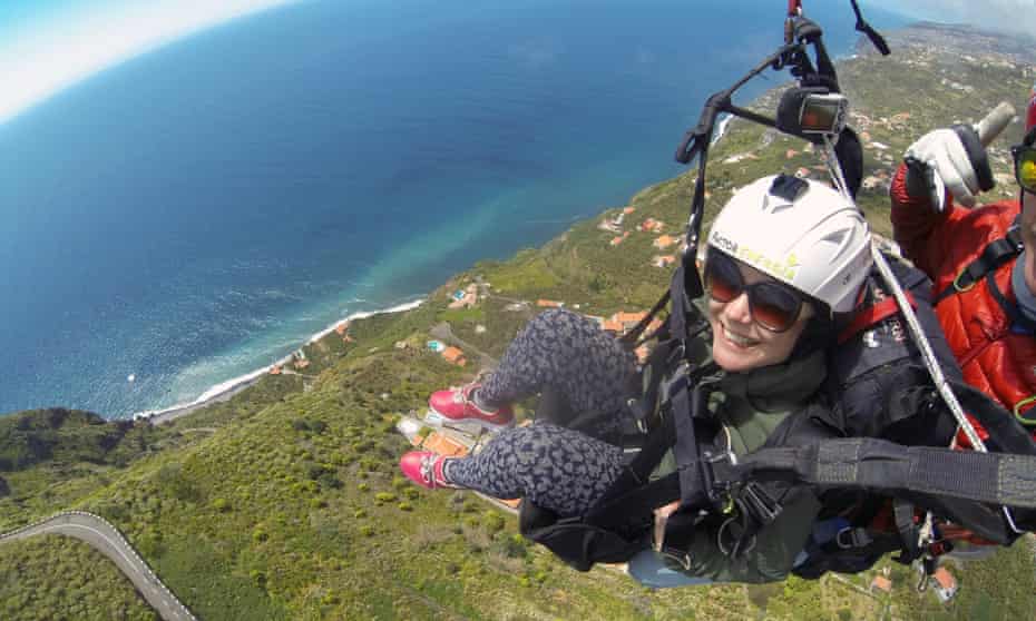 Rachel Dixon paragliding in Madeira