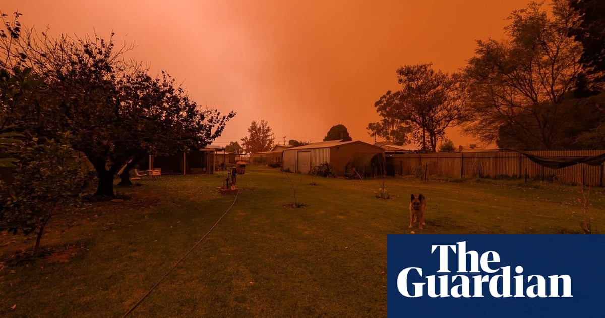Sydney dust storm: some residents advised to stay inside due to extremely poor' air quality