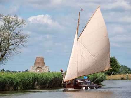 WOODEN SAILING BOAT on Norfolk Broads