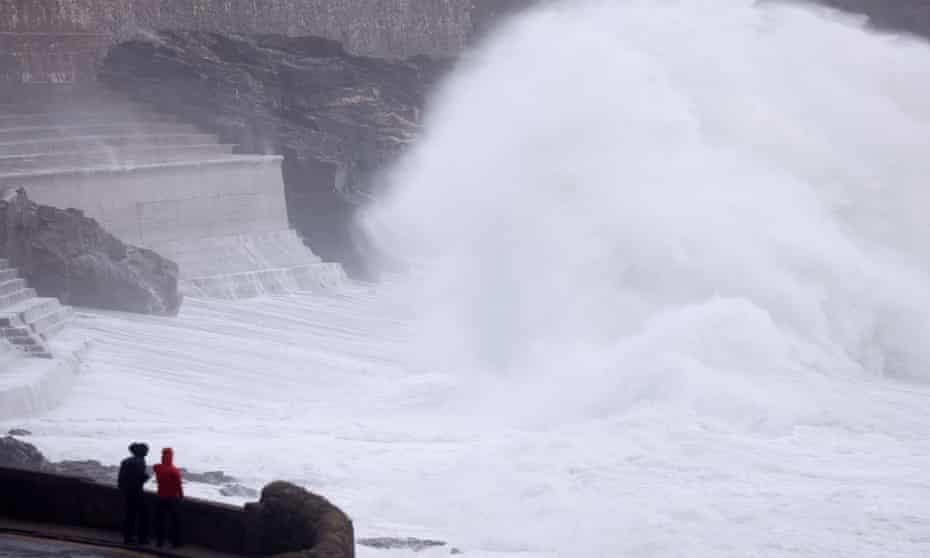 Large waves and strong winds during Storm Eunice, in Cornwall.