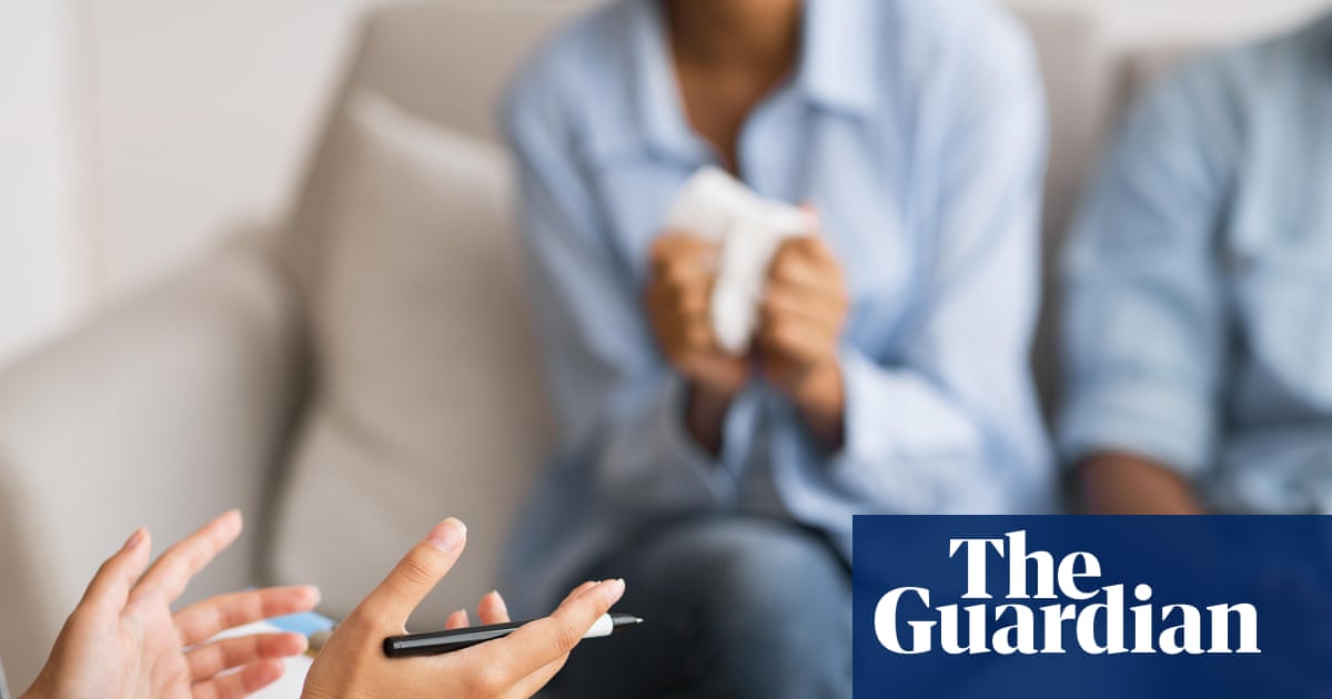 Cost of private psychology soaring in UK as practitioners turn away clients