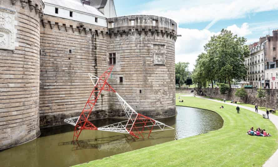 Undercurrent: a ‘fallen’ electricity pylon in the moat of a 14th-century Nantes castle.