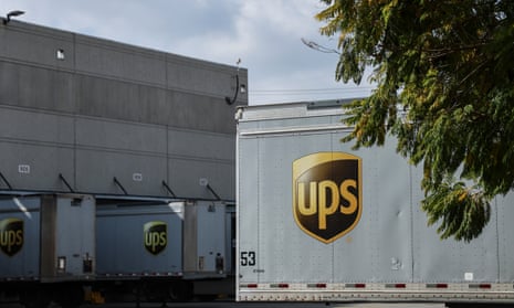 Do You Get Paid Weekly at Ups? 