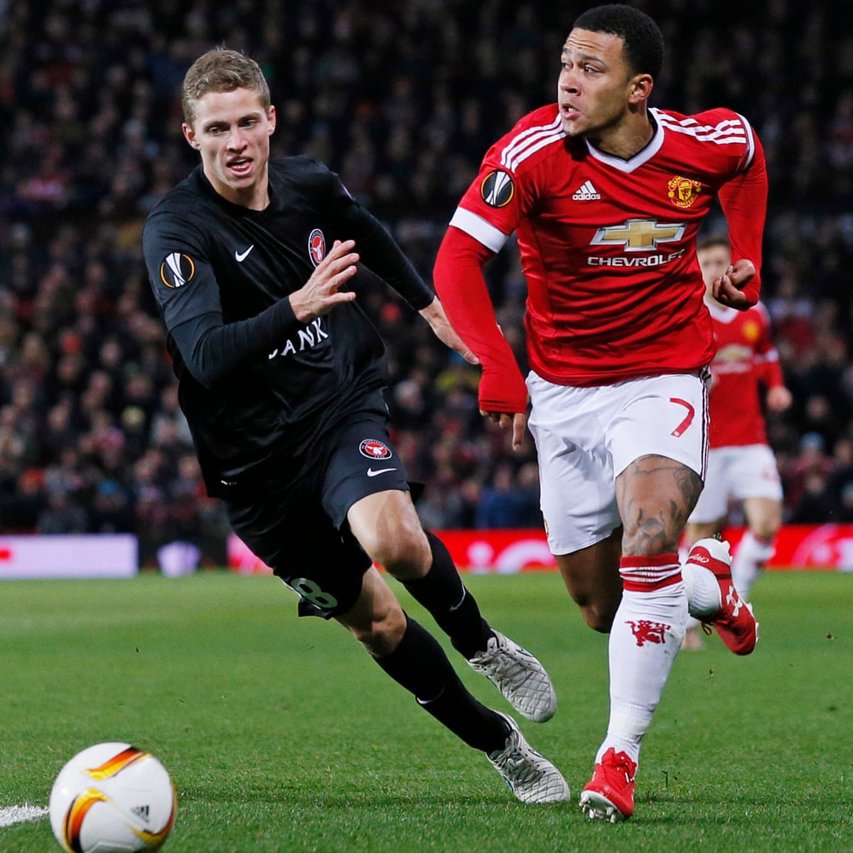 Memphis Depay Set To Leave Manchester United In Winter Transfer Window Football The Guardian