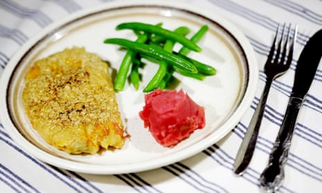 Oat-dressed kippers with beetroot mash and green beans