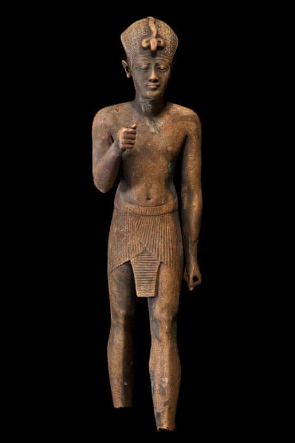 Bronze statuette of a pharaoh.