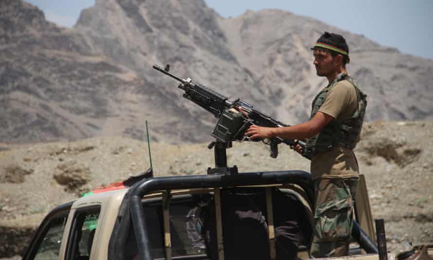 Curfew Imposed In Afghanistan To Curb Taliban Offensive Afghanistan The Guardian