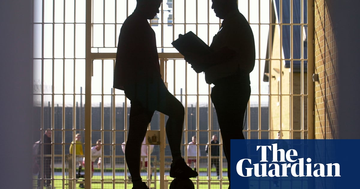 ‘School-to-prison pipeline’: youth justice services failing black boys