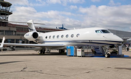 A Gulfstream G650ER like the one owned by the Amazon CEO.