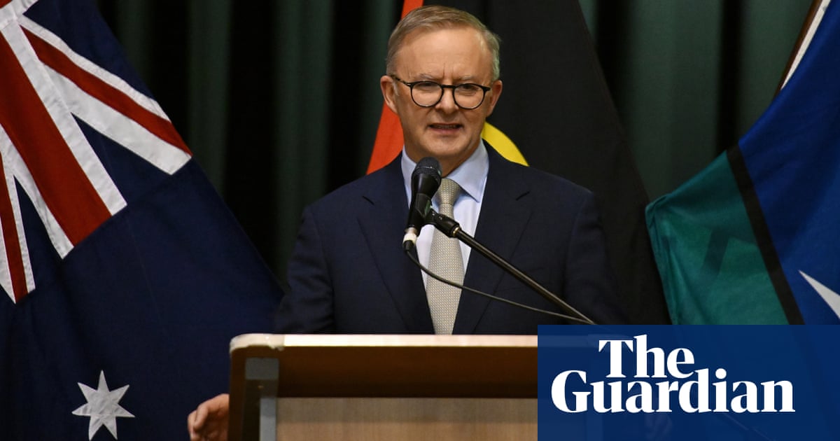 Albanese to meet Macron in Paris for ‘important reset’ of Australia’s relationship with France