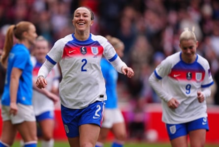 Lucy Bronze