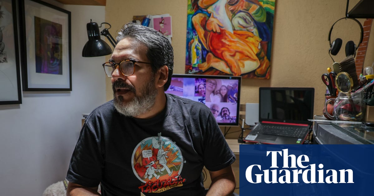‘Like good Mexicans, we laugh’: the cartoonist drawing humour from Sinaloa’s brutal drug cartels