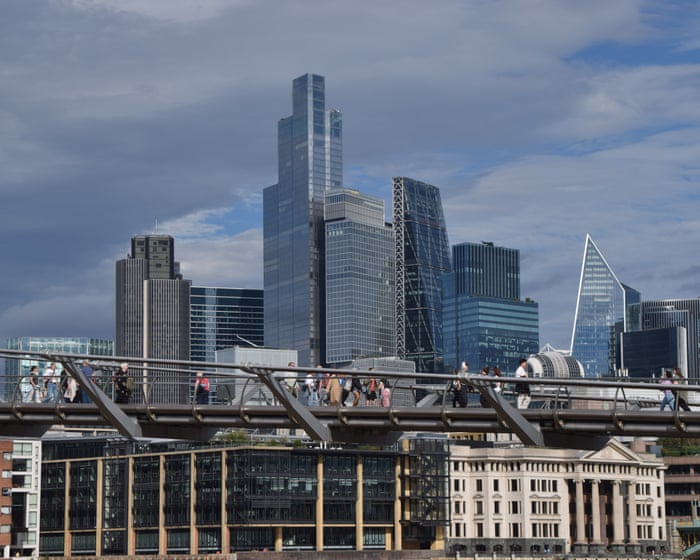 UK 30-year borrowing costs hit 6%, highest since 1998, as government bond sell-off intensifies – business live