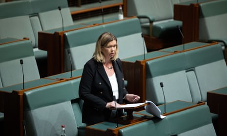 Bridget Archer will support Labor’s climate legislation.