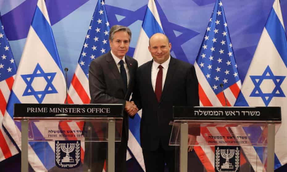 The US secretary of state, Antony Blinken (left), with the Israeli prime minister, Naftai Bennett, in Jerusalem
