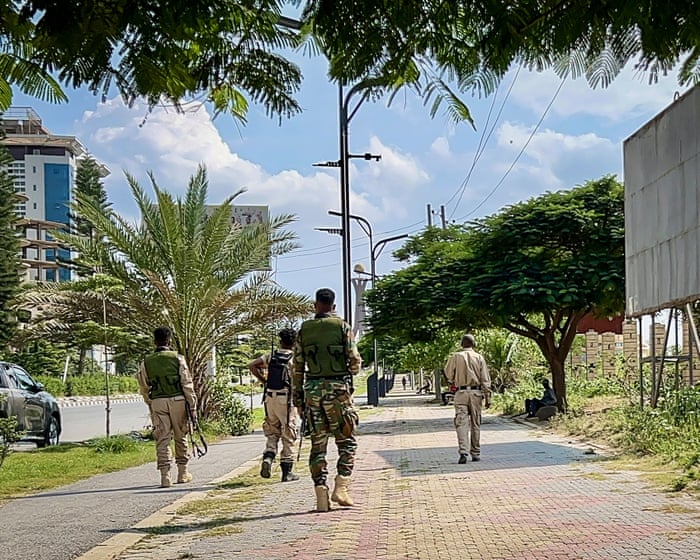 Fears of return to war as Tigray rebels launch offensive against Ethiopian army