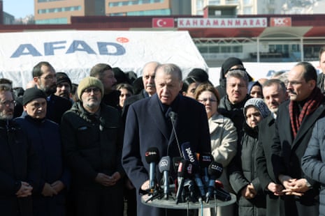Le président turc, Recep Tayyip Erdoğan, s'est entretenu avec les médias plus tôt dans la journée à Kahramanmaraş.