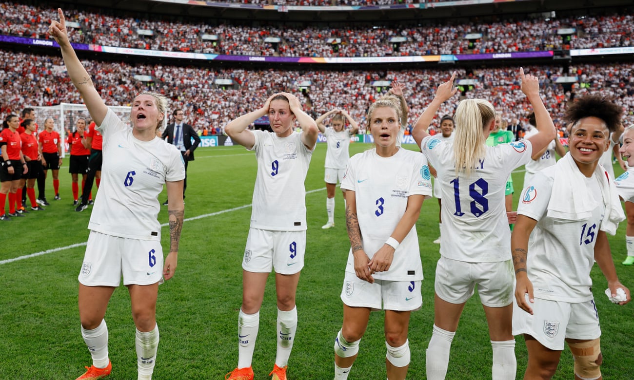 England players Millie Bright, Ellen White, Rachel Daly, Chloe Kelly and Demi Stokes celebrate after the final whistle at Wembley. 