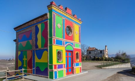 The Barolo Chapel in La Morra in Piedmont, a region of northern Italy. It was designed by artists Sol LeWitt and David Tremlett.<br>2D9PB0H The Barolo Chapel in La Morra in Piedmont, a region of northern Italy. It was designed by artists Sol LeWitt and David Tremlett.