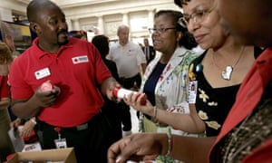 red cross volunteer