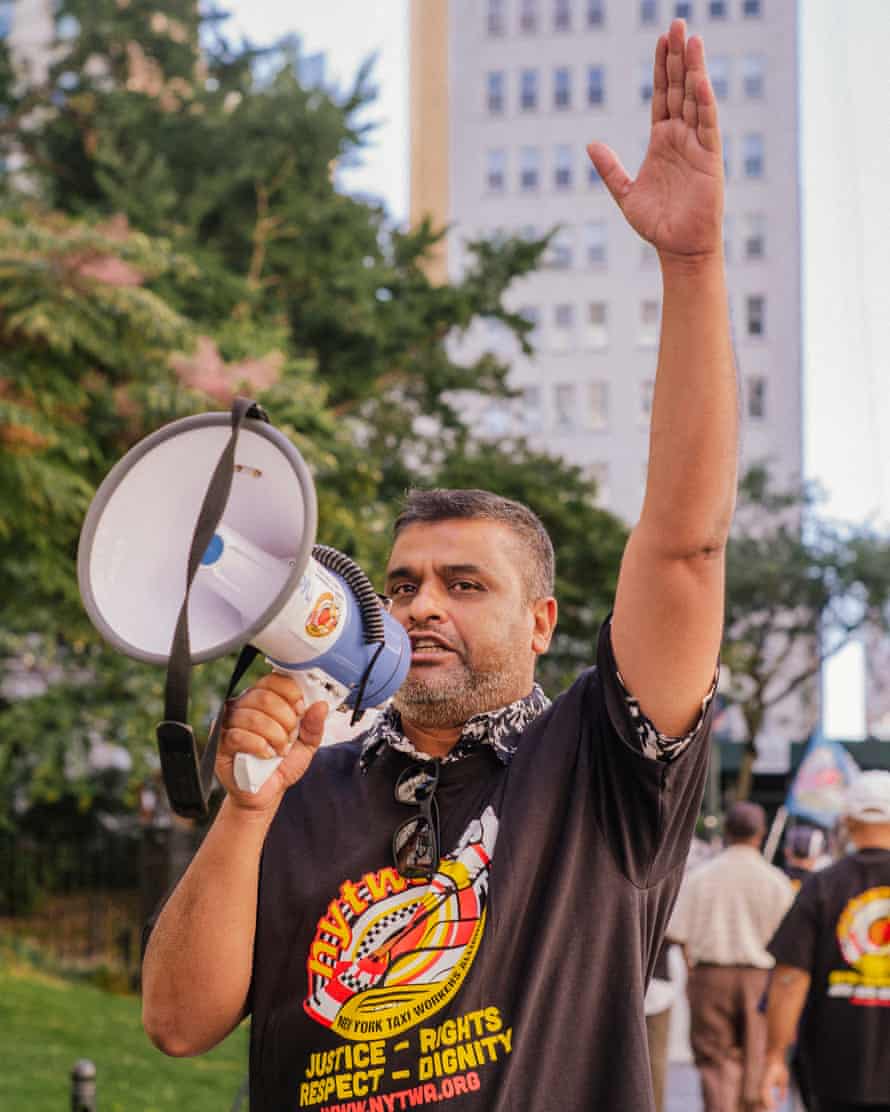MD 'Muhammad' Islam has a monthly payment of $ 4,000.