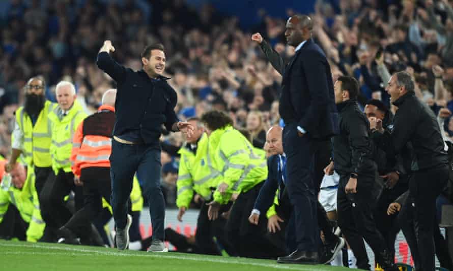 Frank Lampard celebrates in the final whistle.