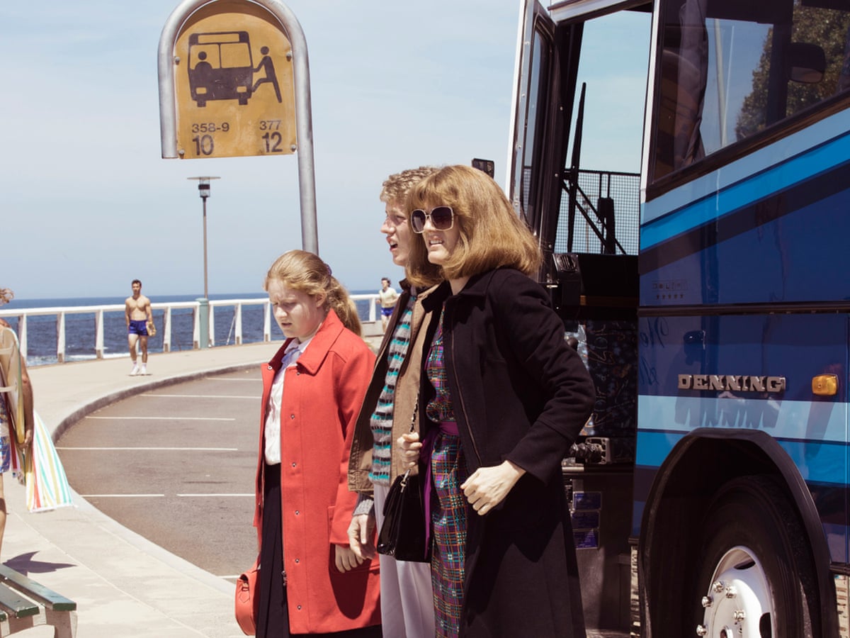 Download Frayed The New Comedy That Sets Out To Burst The Home And Away For Android Get Wallpaper Frayed The New Comedy That Sets Out To Burst The Home And Away Free