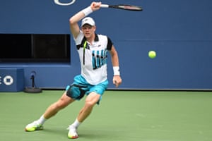 Kyle Edmund pings a forehand return back to Novak Djokovic.