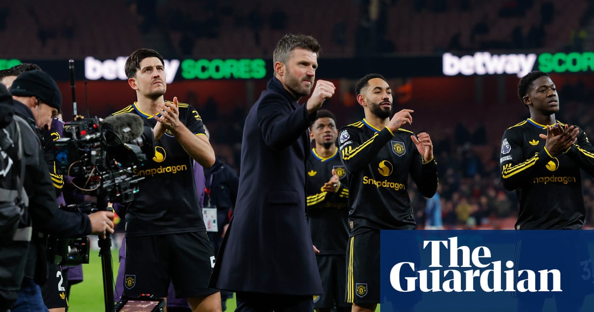 Carrick's cult of common sense gets Manchester United believing again
