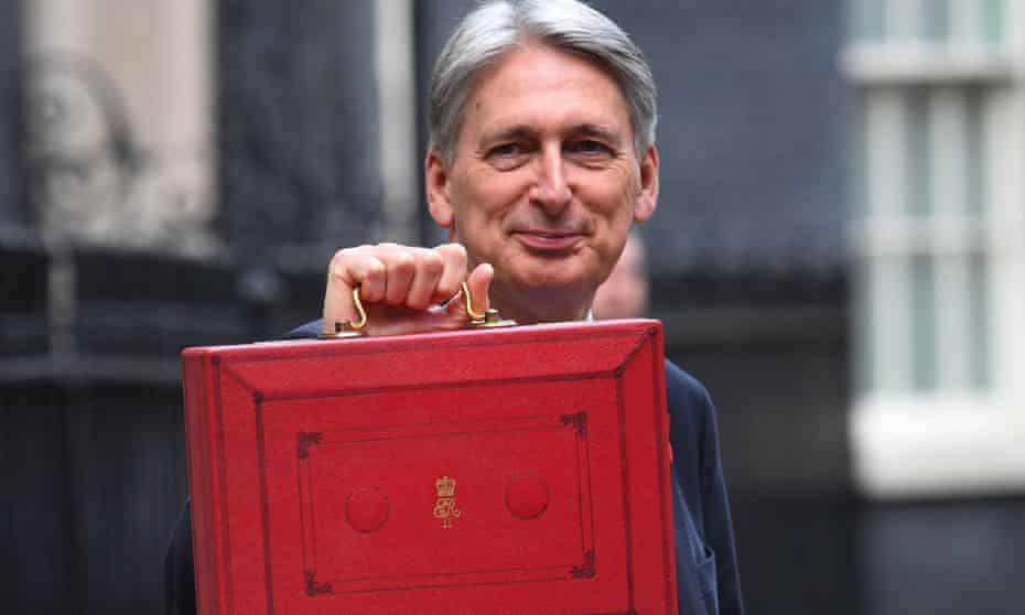 Chancellor Philip Hammond with his red briefcase