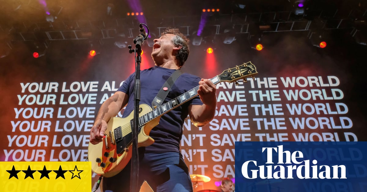 Manic Street Preachers review – engaged veterans still energised by the present